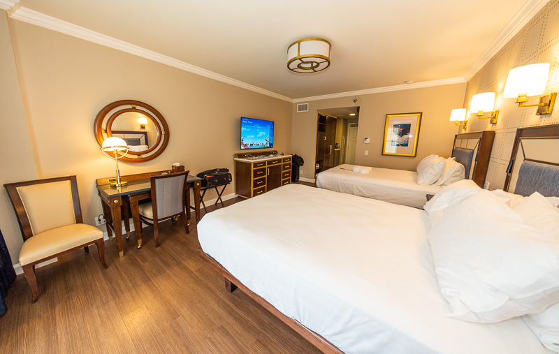 yacht-club-resort-hotel-rooms-disney-world-669